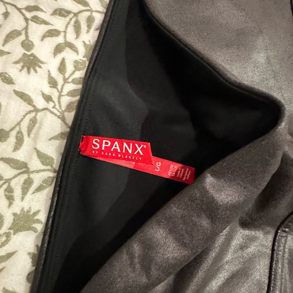 Cute leggings - just live in a hot area where I don’t wear a lot. - Picture 1 of 4